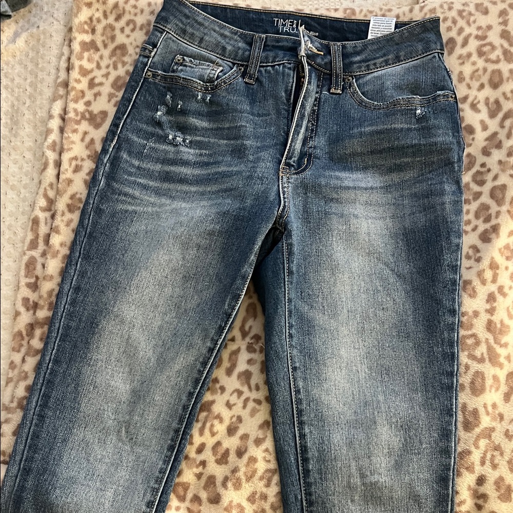 Time and Tru Women's Distressed Dark Blue Skinny Jeans
